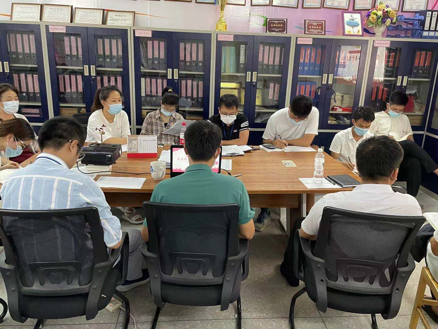 图片2.png 图片2.png