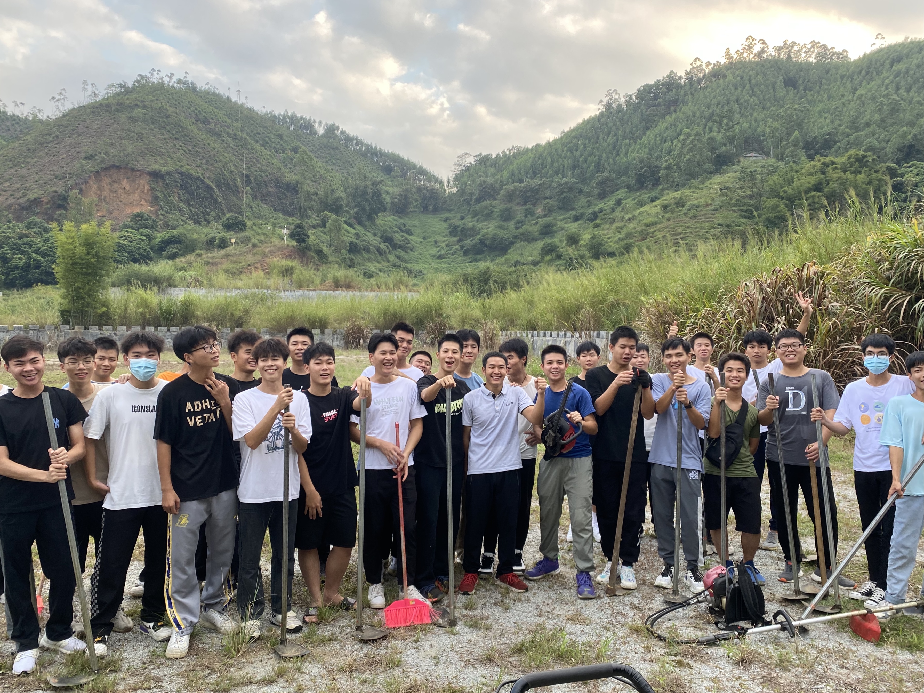 C:\Documents and Settings\Administrator\桌面\1.jpg C:\Documents and Settings\Administrator\桌面\1.jpg