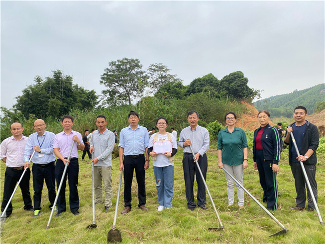 C:\Documents and Settings\Administrator\桌面\1.jpg C:\Documents and Settings\Administrator\桌面\1.jpg