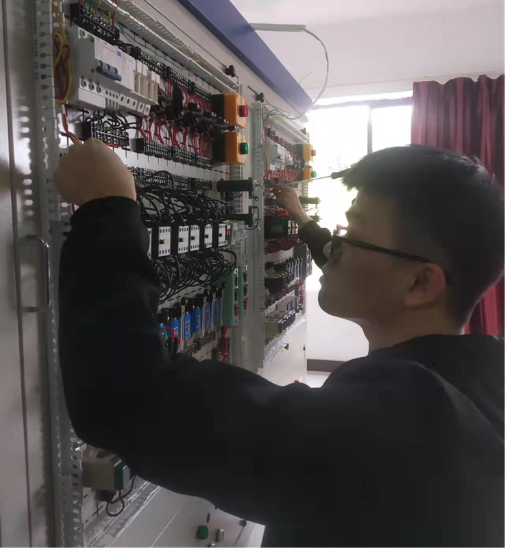 C:\Documents and Settings\Administrator\桌面\图片2.png