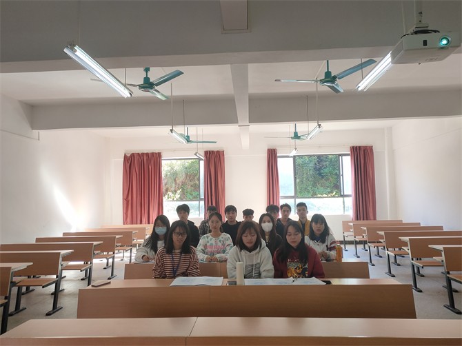 丘雨苑老师指导见面会.jpg